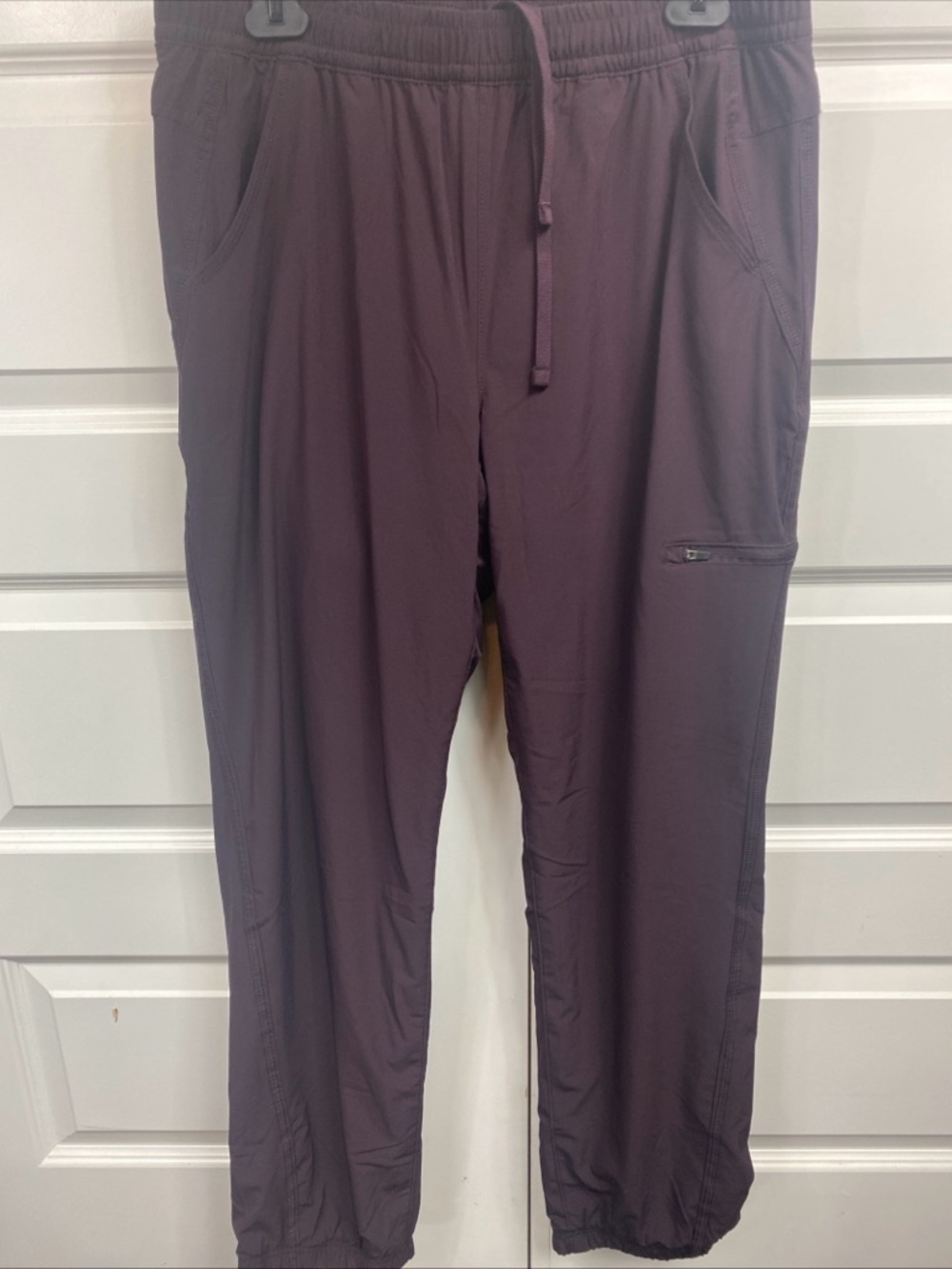 Eddie Bauer Eggplant Purple/Purple Black Plaid Fleece Lined 5 Pocket 3 Zip 10